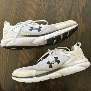 Men’s Under Amour Charged Sneakers Size 14